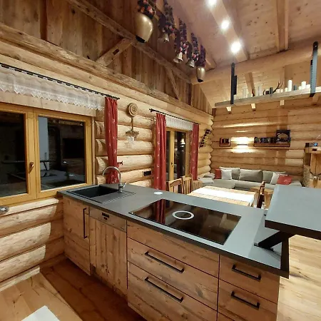 - - Lechtraum Chalet Stanzach