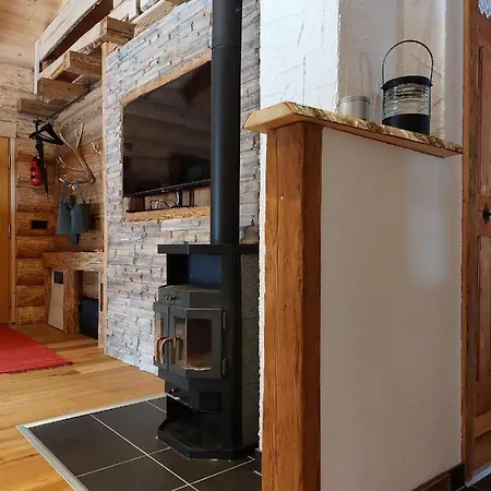 - - Lechtraum Chalet *