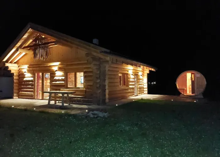 - - Lechtraum Chalet