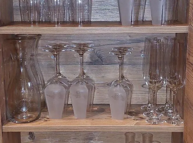 - - Lechtraum シャレー