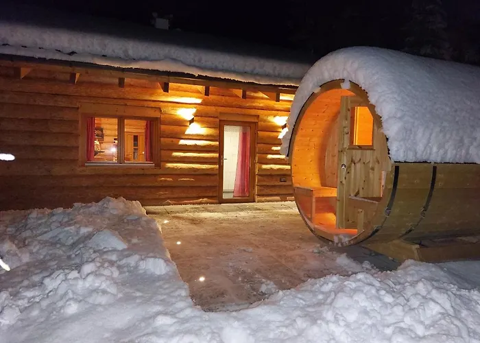 - - Lechtraum Chalet *