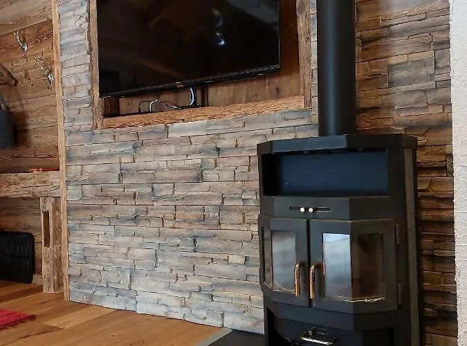 - - Lechtraum Stanzach