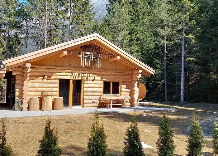 - - Lechtraum Horská chata Stanzach