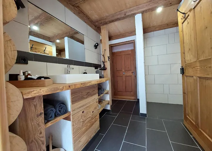 - - Lechtraum Stanzach