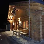 - - Lechtraum Шале Штанцах