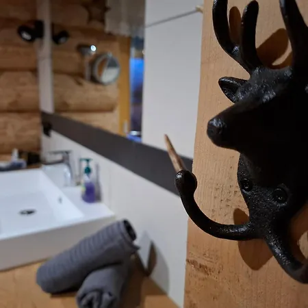 샬레 - - Lechtraum *